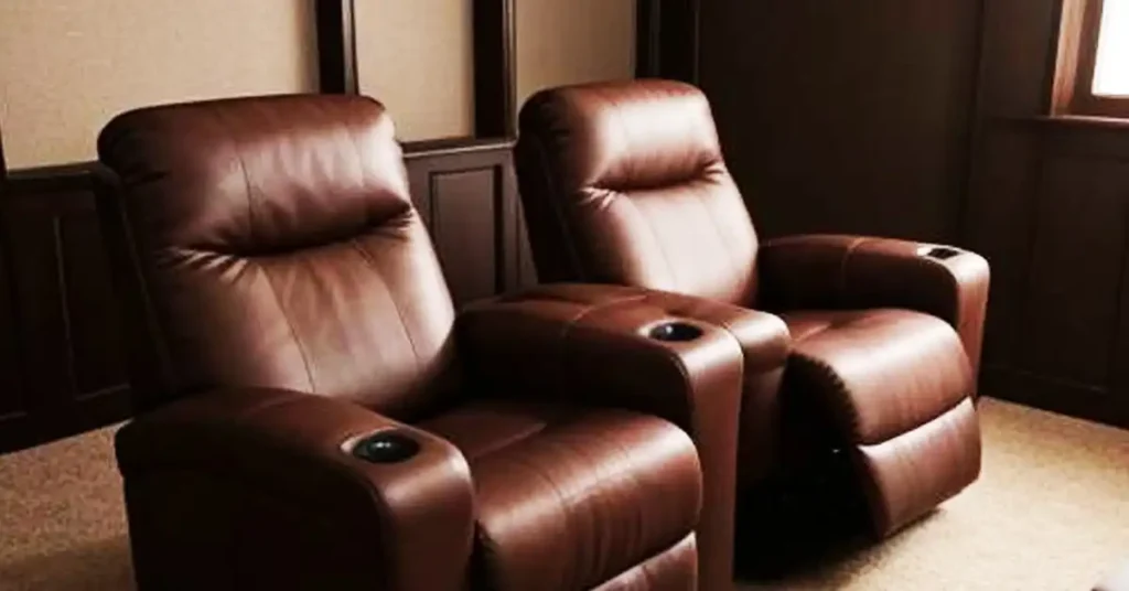 Creating-a-Comfortable-Seating-Arrangement-1-in-a-home-theater